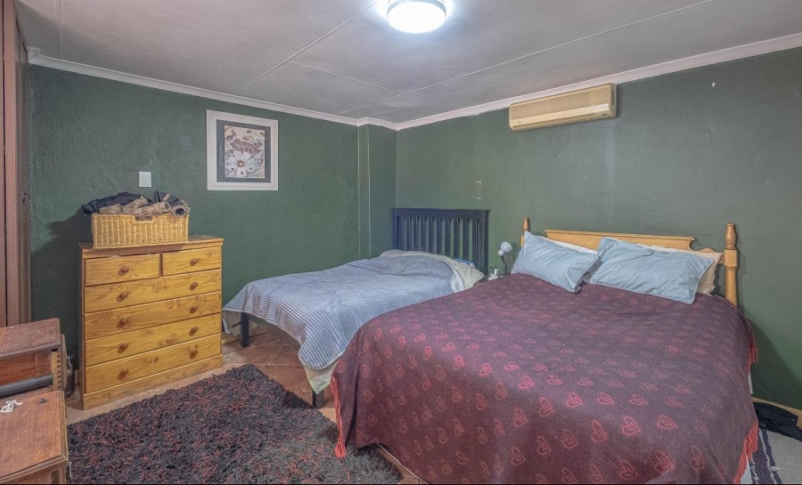 4 Bedroom Property for Sale in Wychwood Gauteng