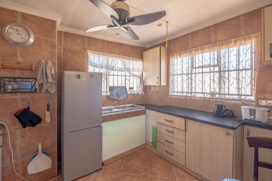 4 Bedroom Property for Sale in Wychwood Gauteng