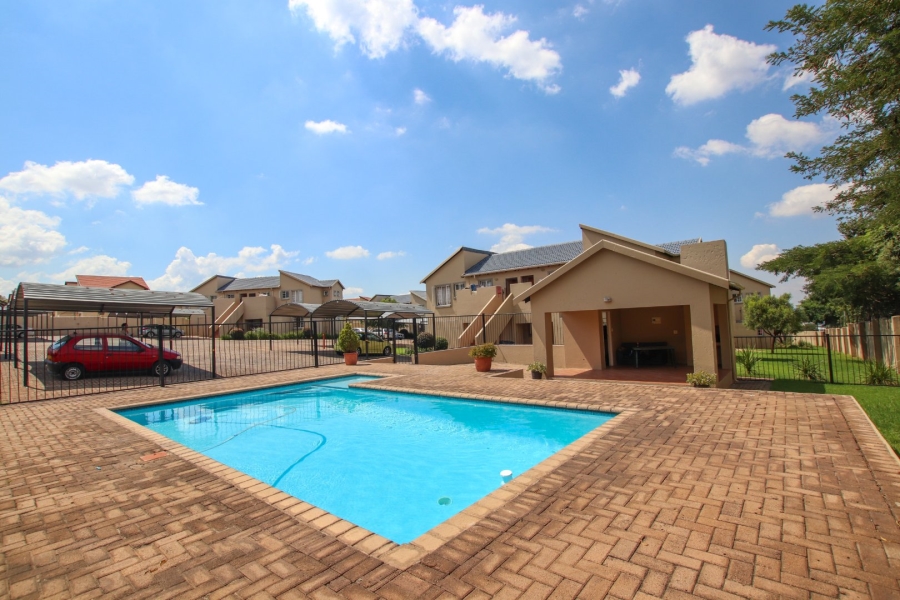 2 Bedroom Property for Sale in Northgate Gauteng