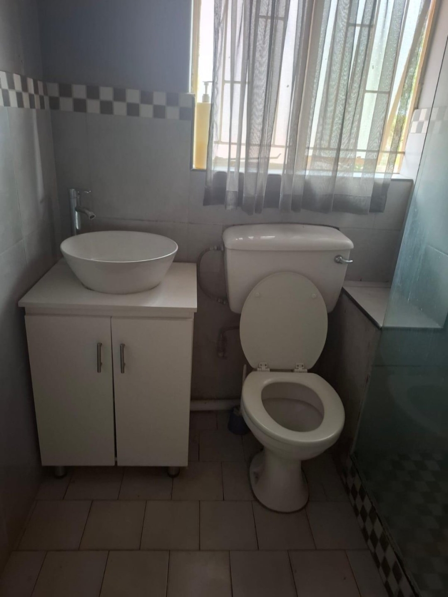 To Let 2 Bedroom Property for Rent in Wonderboom South Gauteng