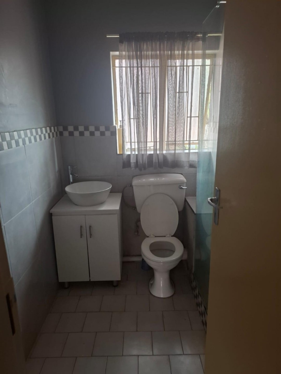 To Let 2 Bedroom Property for Rent in Wonderboom South Gauteng