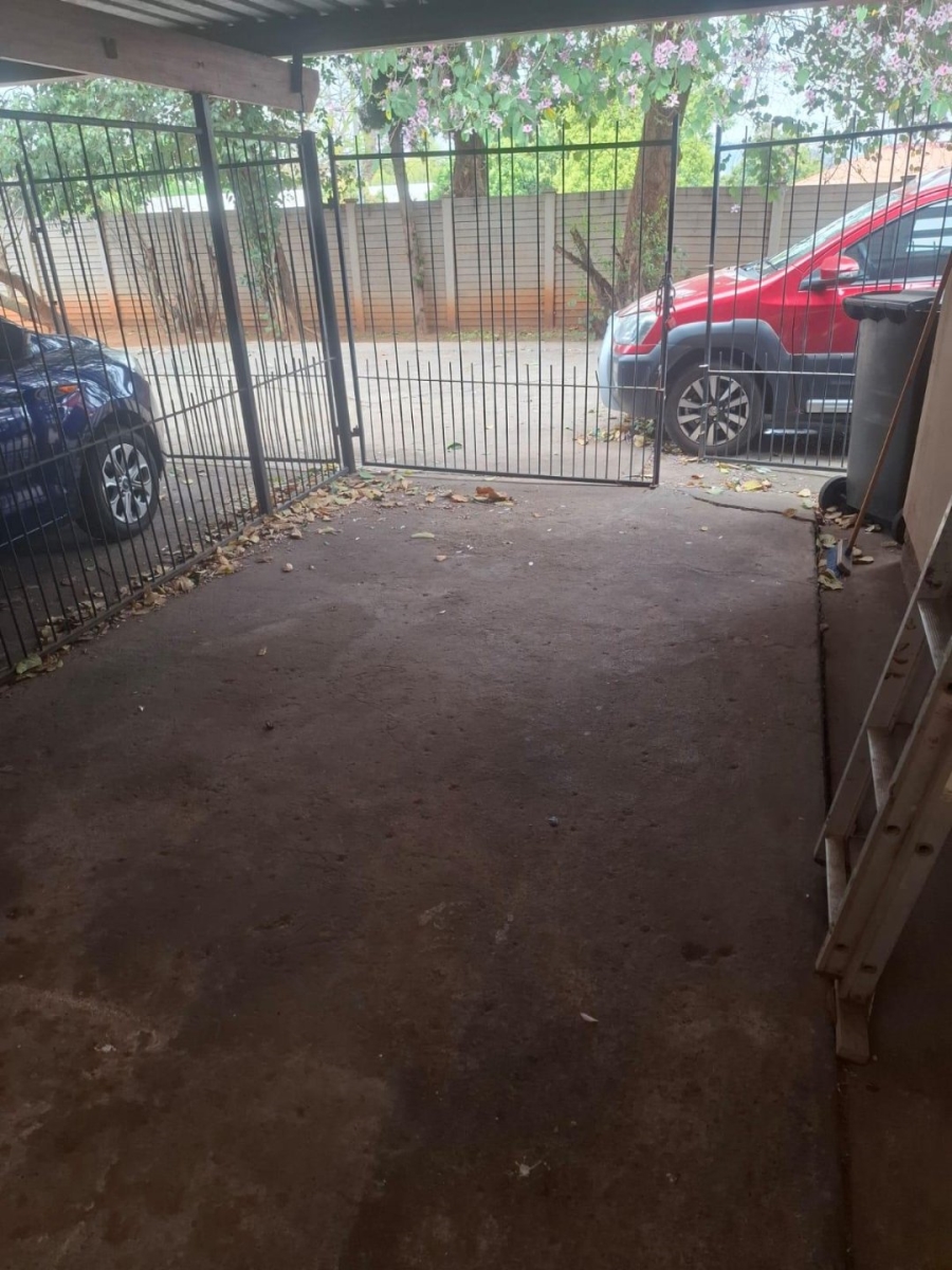 To Let 2 Bedroom Property for Rent in Wonderboom South Gauteng