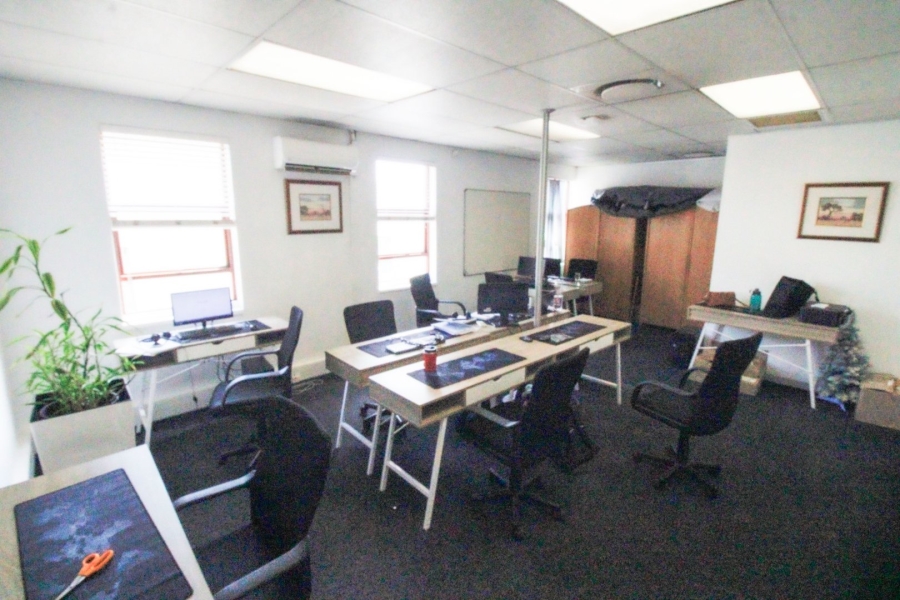 To Let Commercial Property for Rent in Lonehill Gauteng