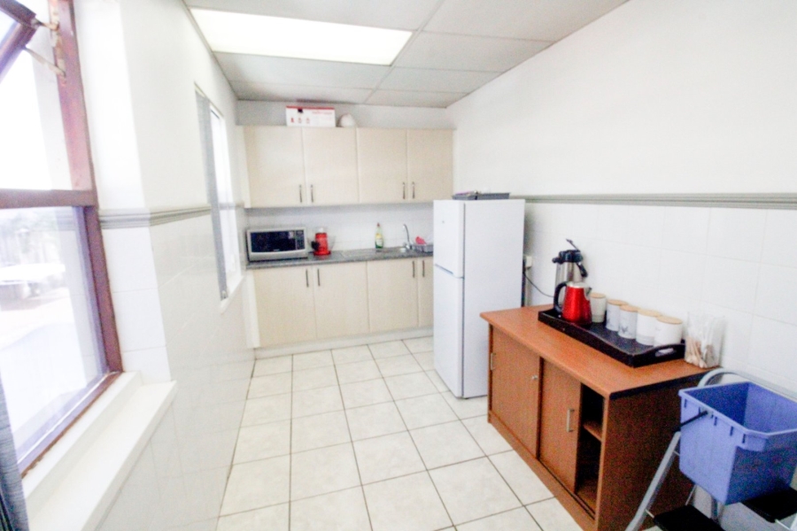 To Let Commercial Property for Rent in Lonehill Gauteng