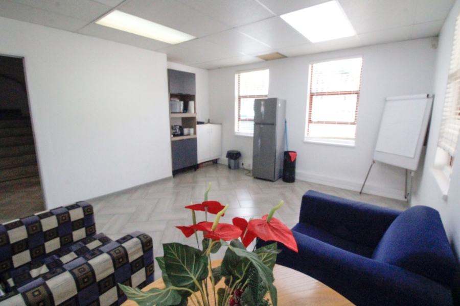 To Let Commercial Property for Rent in Lonehill Gauteng
