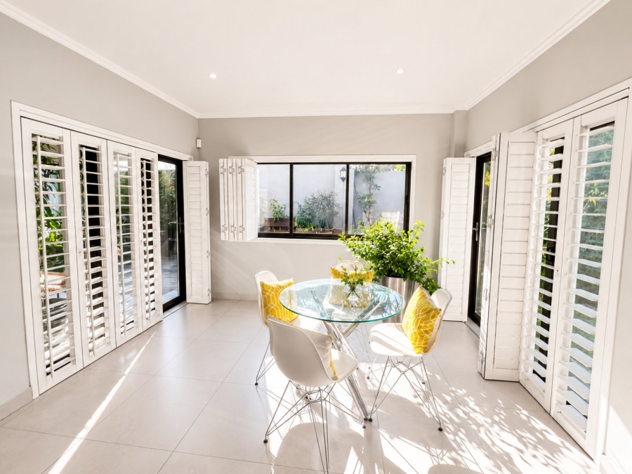To Let 4 Bedroom Property for Rent in Bryanston Gauteng