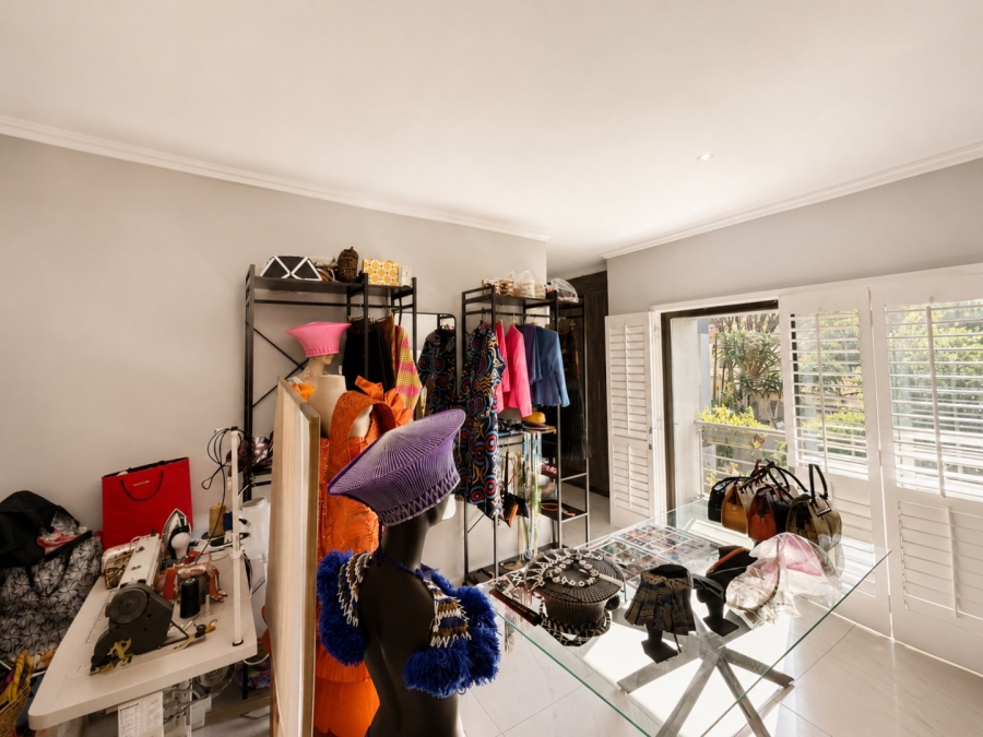 To Let 4 Bedroom Property for Rent in Bryanston Gauteng