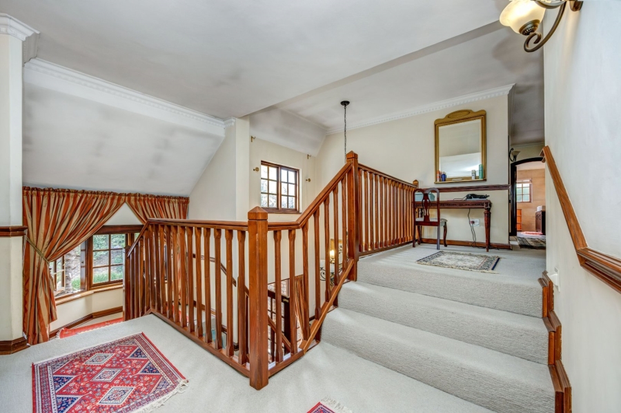 4 Bedroom Property for Sale in Lonehill Gauteng