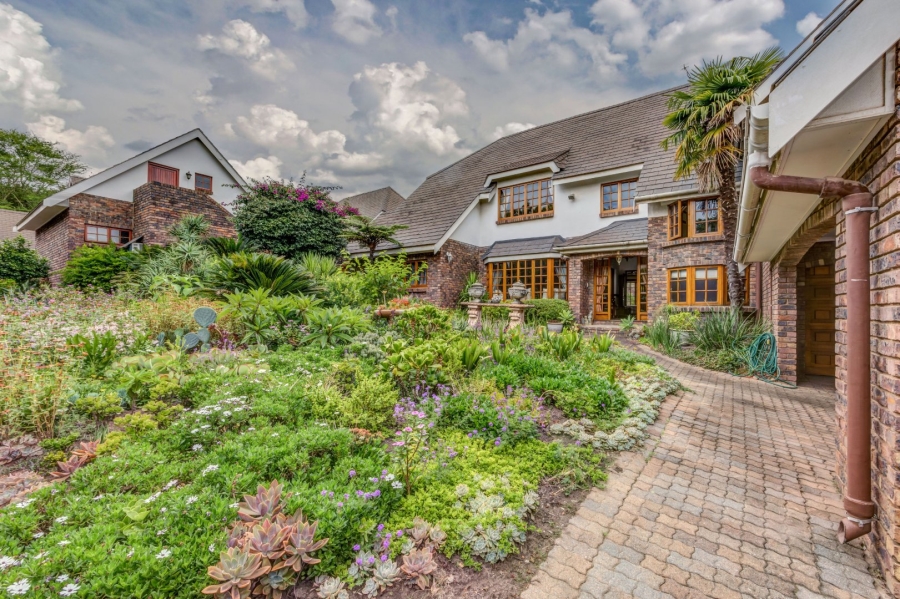 4 Bedroom Property for Sale in Lonehill Gauteng