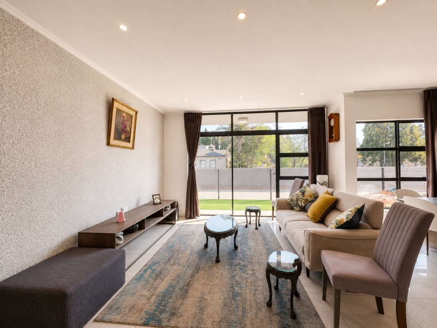2 Bedroom Property for Sale in Rivonia Gauteng