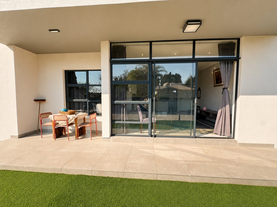 2 Bedroom Property for Sale in Rivonia Gauteng