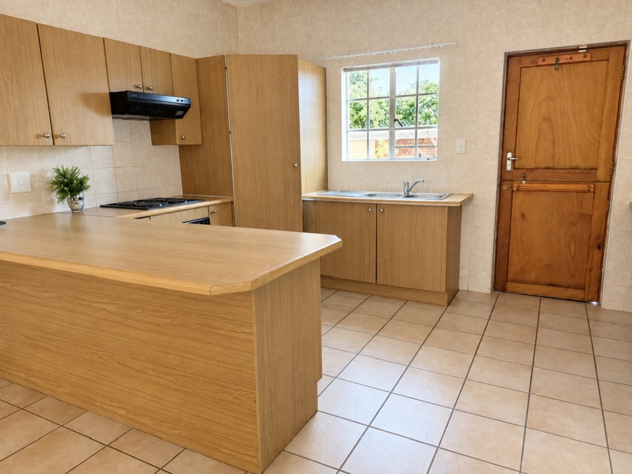 2 Bedroom Property for Sale in Honeydew Grove Gauteng