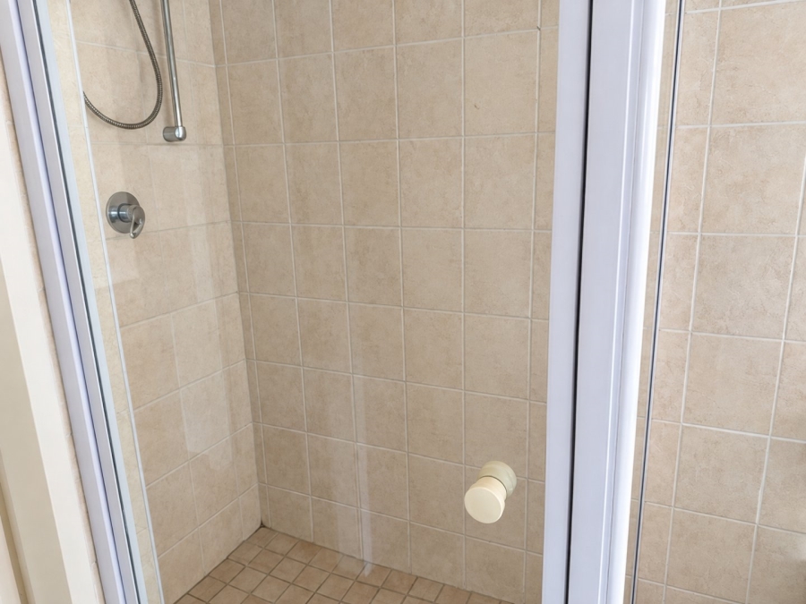 2 Bedroom Property for Sale in Honeydew Grove Gauteng