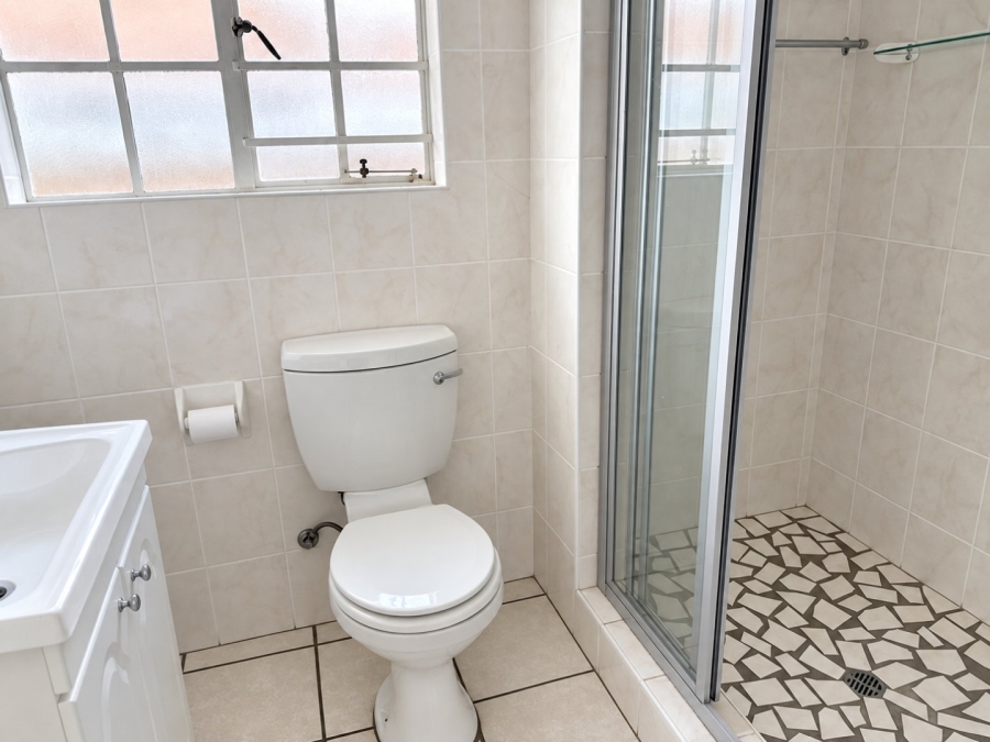 2 Bedroom Property for Sale in Honeydew Grove Gauteng