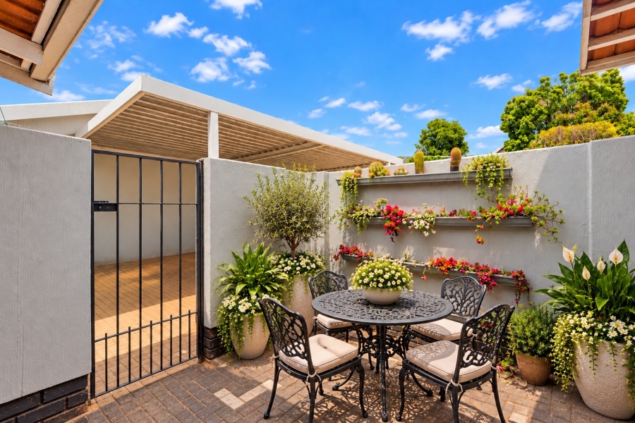 2 Bedroom Property for Sale in Sundowner Gauteng