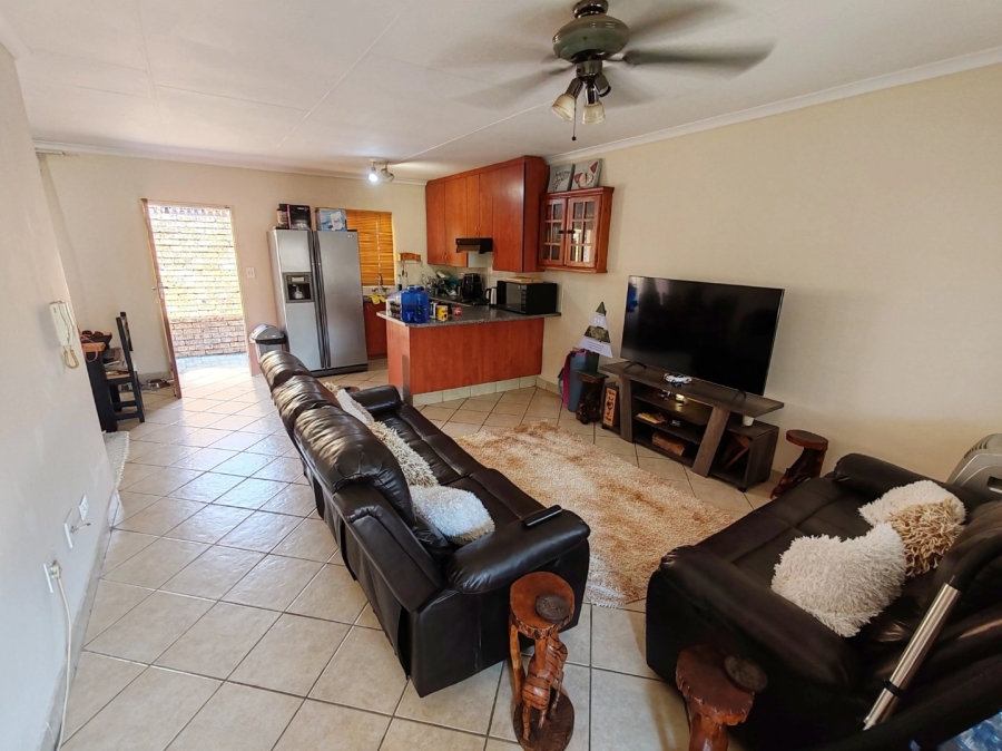 2 Bedroom Property for Sale in Montana Park Gauteng