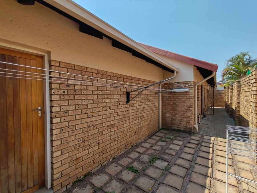 2 Bedroom Property for Sale in Montana Park Gauteng