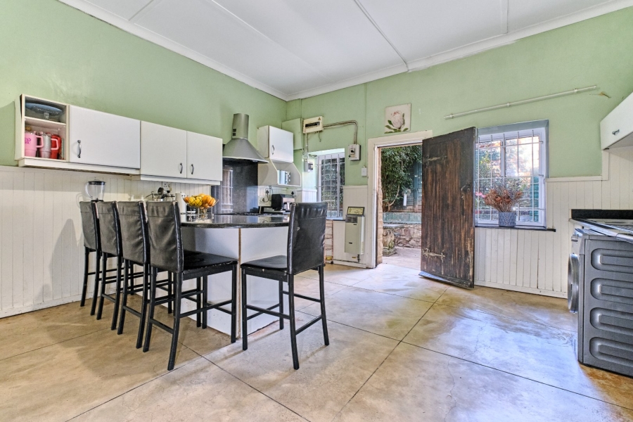 To Let 5 Bedroom Property for Rent in Kensington Gauteng