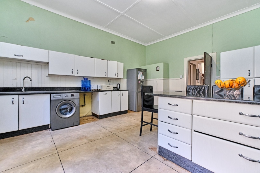 To Let 5 Bedroom Property for Rent in Kensington Gauteng