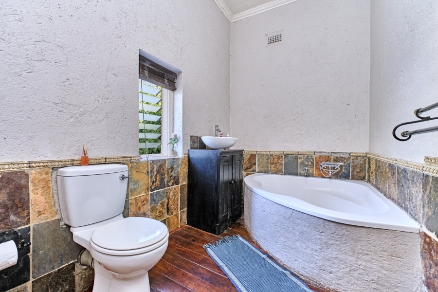 To Let 5 Bedroom Property for Rent in Kensington Gauteng