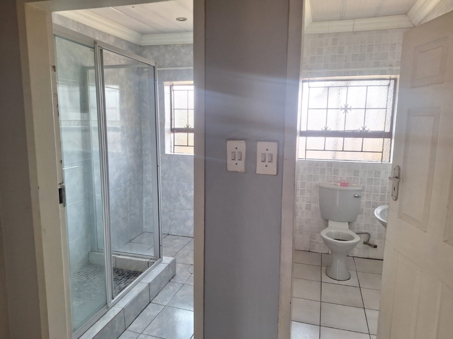 To Let 4 Bedroom Property for Rent in Soshanguve East Ext 4 Gauteng