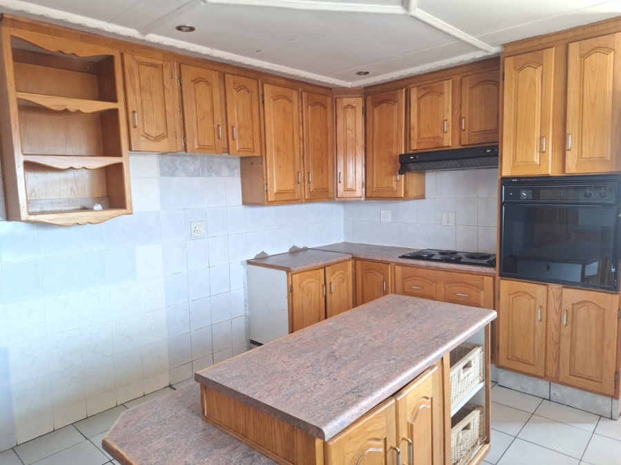 To Let 4 Bedroom Property for Rent in Soshanguve East Ext 4 Gauteng