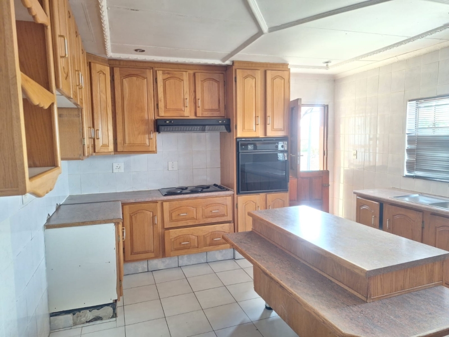To Let 4 Bedroom Property for Rent in Soshanguve East Ext 4 Gauteng