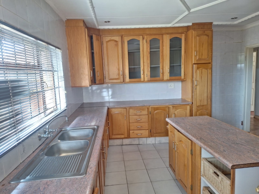 To Let 4 Bedroom Property for Rent in Soshanguve East Ext 4 Gauteng