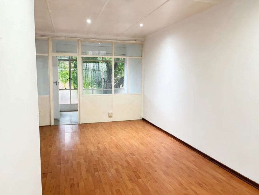 To Let 2 Bedroom Property for Rent in Lyndhurst Gauteng