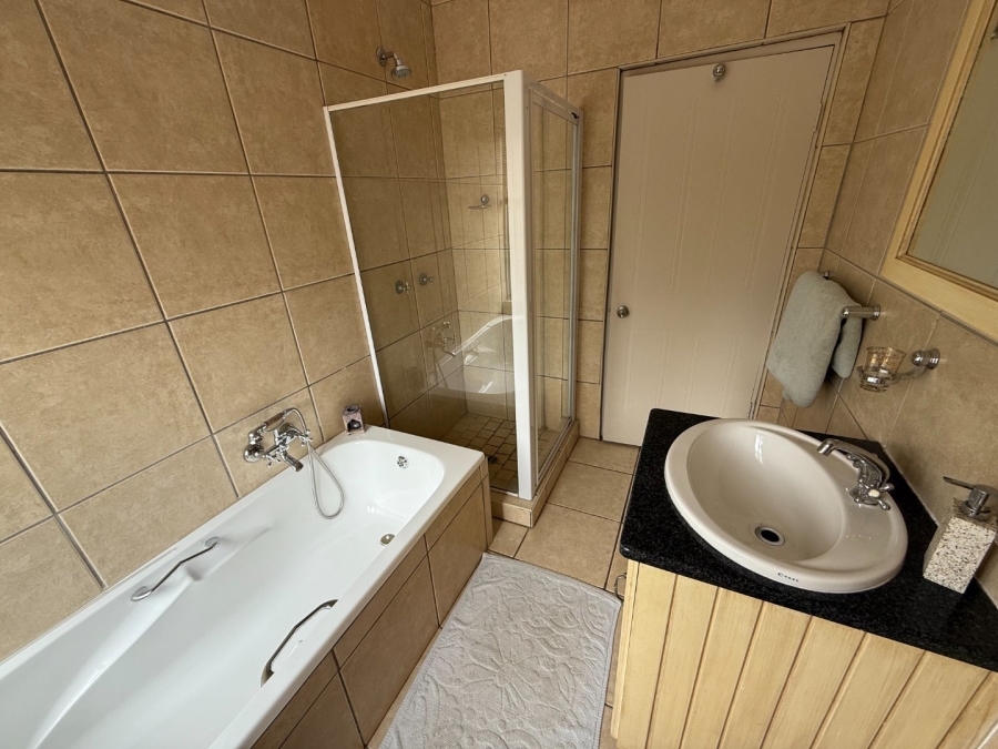 To Let 3 Bedroom Property for Rent in Irene Gauteng