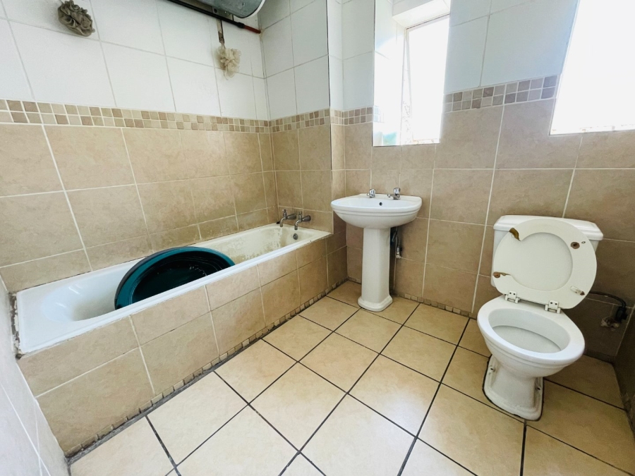 2 Bedroom Property for Sale in Pretoria Gauteng