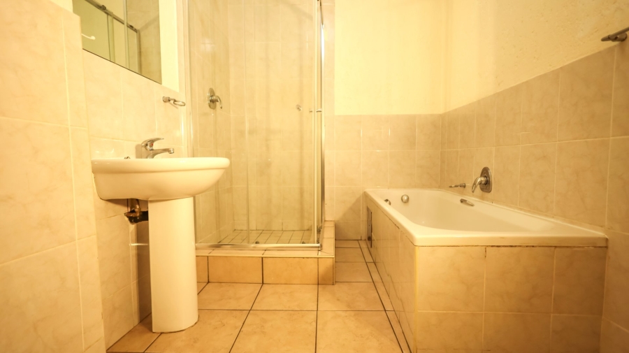 1 Bedroom Property for Sale in Blackheath Gauteng