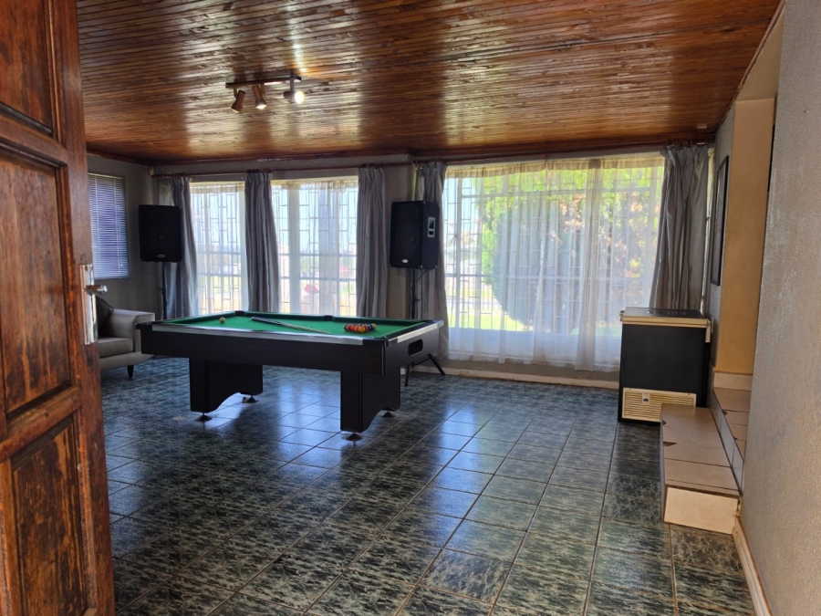 3 Bedroom Property for Sale in Birchleigh Gauteng
