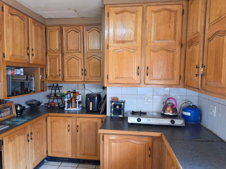 3 Bedroom Property for Sale in Birchleigh Gauteng