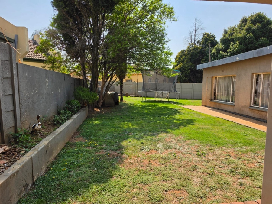 3 Bedroom Property for Sale in Birchleigh Gauteng