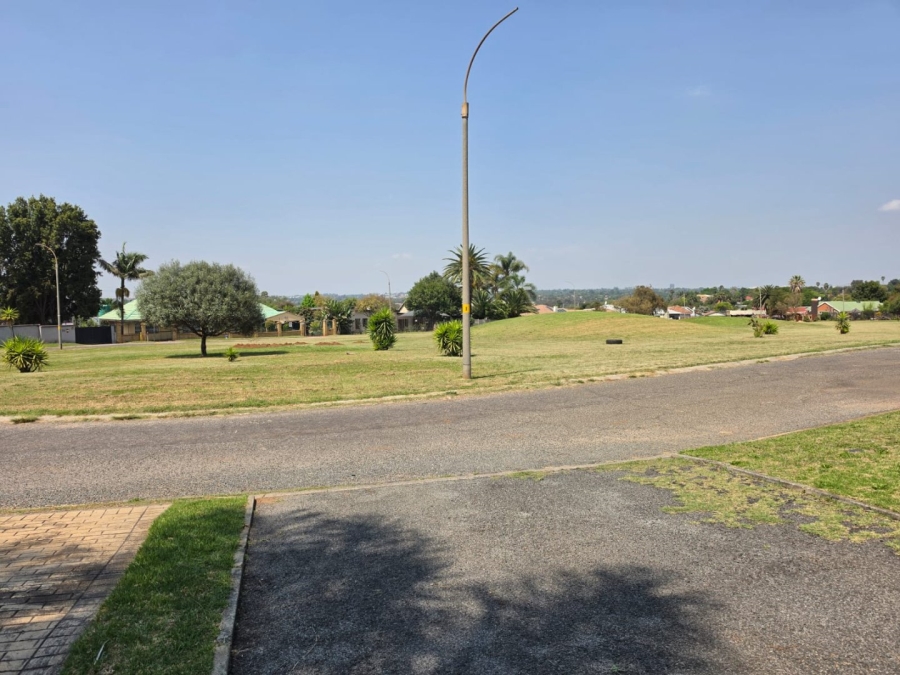 3 Bedroom Property for Sale in Birchleigh Gauteng