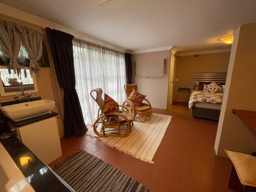 3 Bedroom Property for Sale in Wilro Park Gauteng