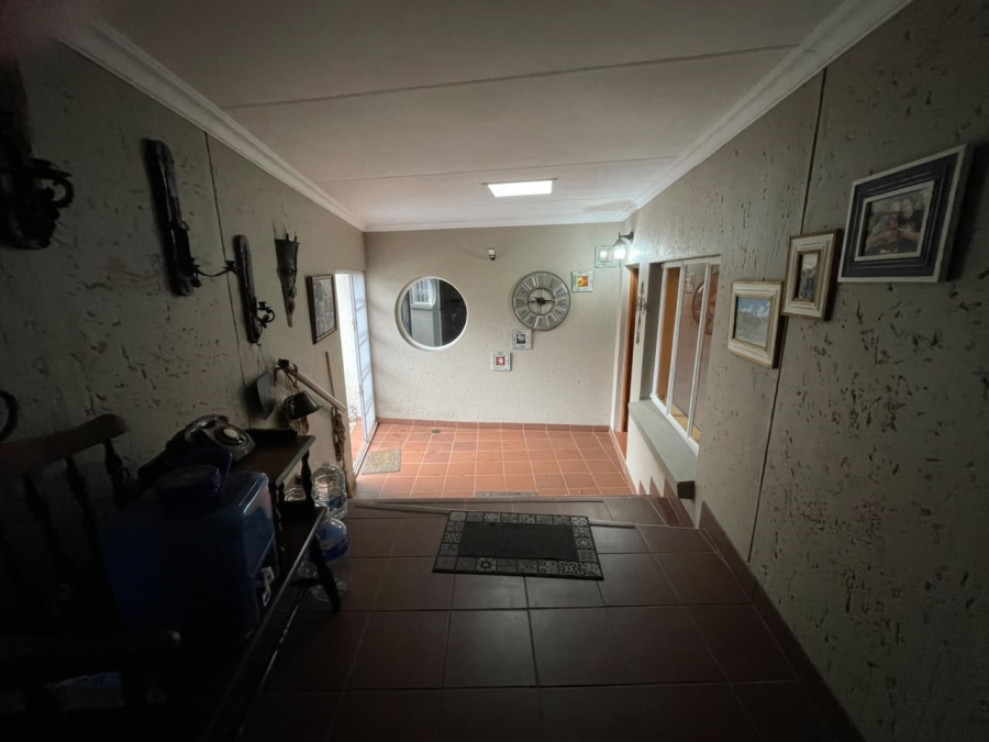 3 Bedroom Property for Sale in Wilro Park Gauteng