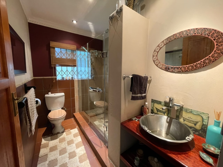 3 Bedroom Property for Sale in Wilro Park Gauteng