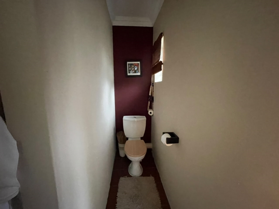 3 Bedroom Property for Sale in Wilro Park Gauteng