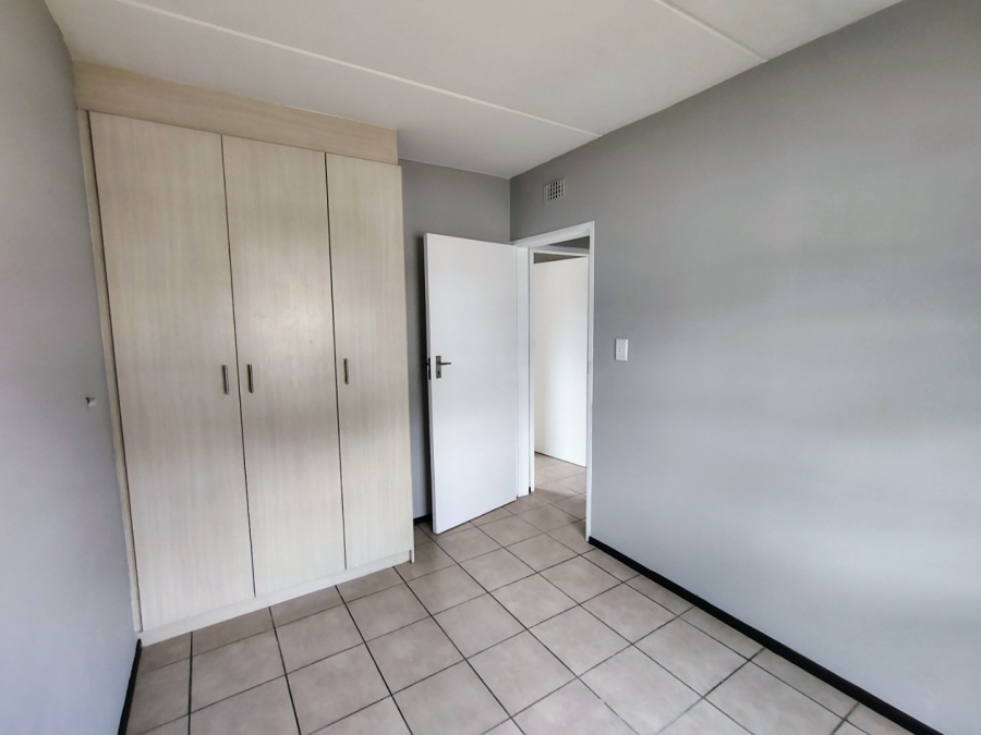2 Bedroom Property for Sale in Noordwyk Gauteng