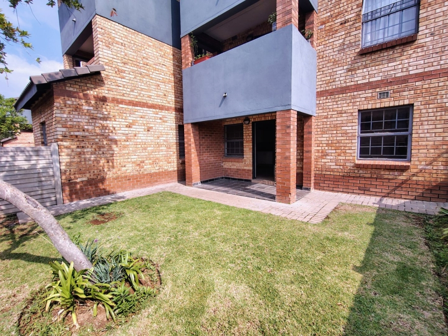 2 Bedroom Property for Sale in Noordwyk Gauteng