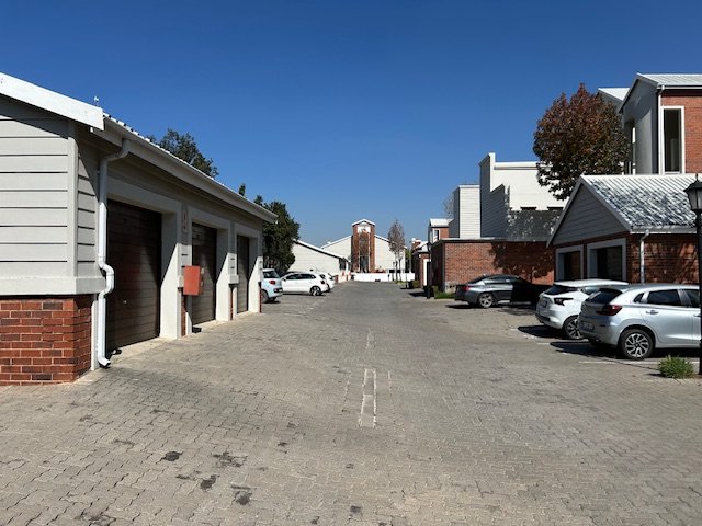 To Let 3 Bedroom Property for Rent in Thorn Valley Estate Gauteng