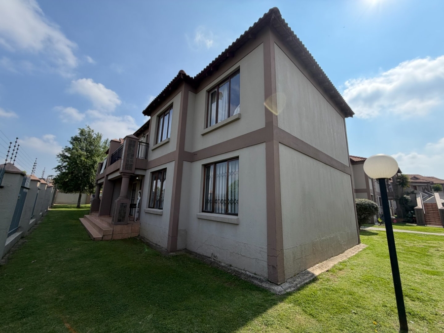 2 Bedroom Property for Sale in Brakpan Central Gauteng