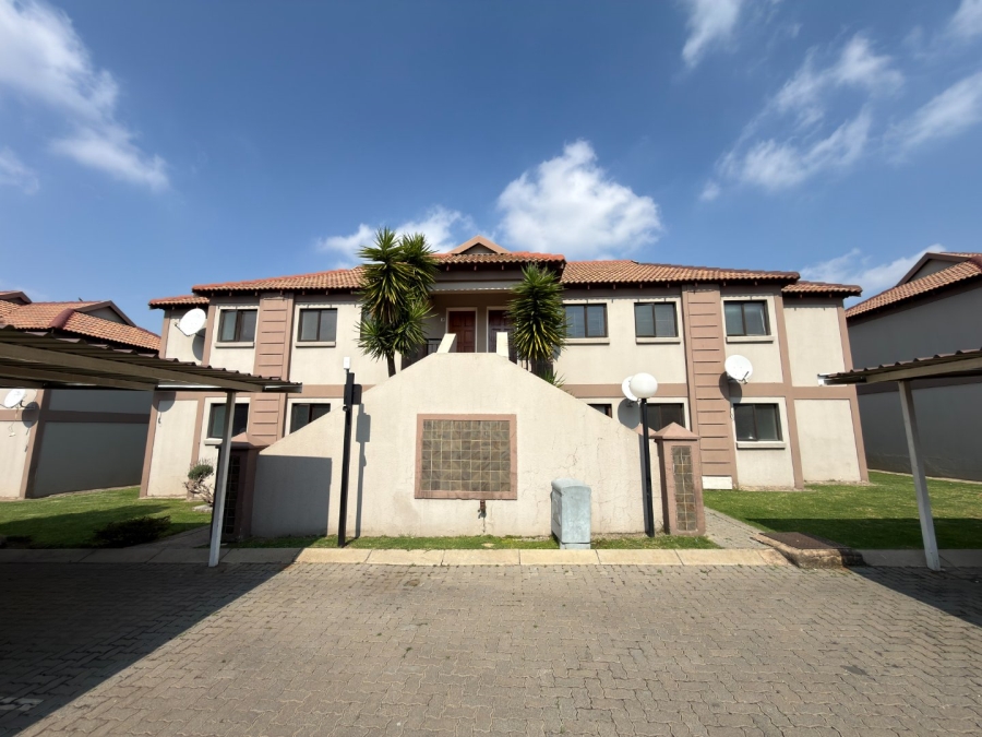 2 Bedroom Property for Sale in Brakpan Central Gauteng
