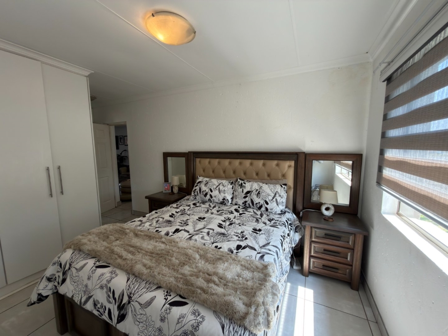 2 Bedroom Property for Sale in Brakpan Central Gauteng