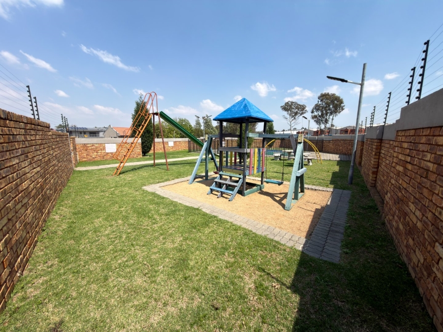 3 Bedroom Property for Sale in Brakpan Central Gauteng