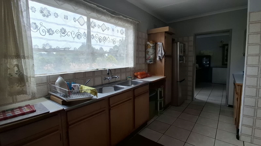3 Bedroom Property for Sale in Three Rivers Proper Gauteng
