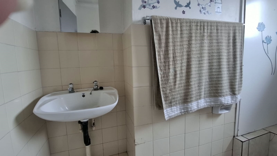 3 Bedroom Property for Sale in Three Rivers Proper Gauteng