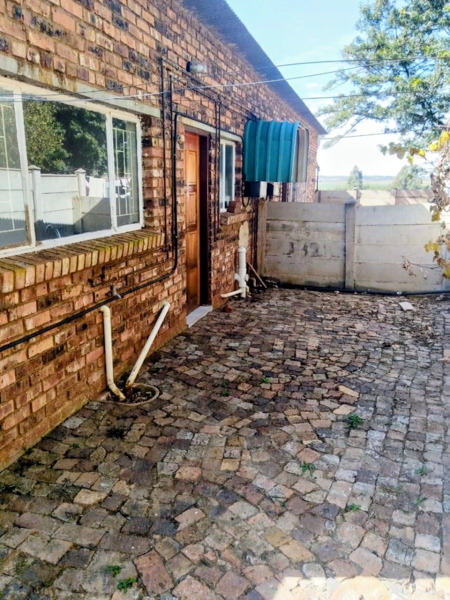 To Let 1 Bedroom Property for Rent in Elandsvlei Gauteng